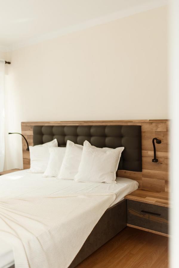 Apartment In Lisbon With 3 Bedroom Cozy Experience Лоурес Екстериор снимка