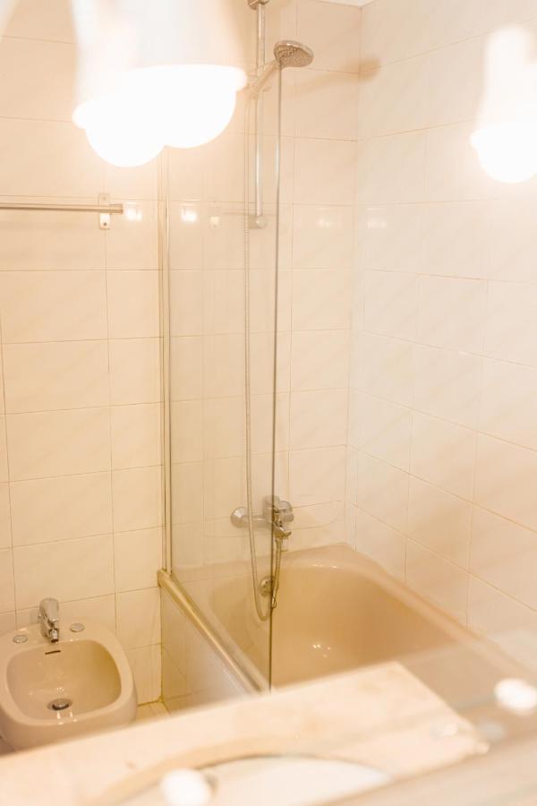 Apartment In Lisbon With 3 Bedroom Cozy Experience Лоурес Екстериор снимка